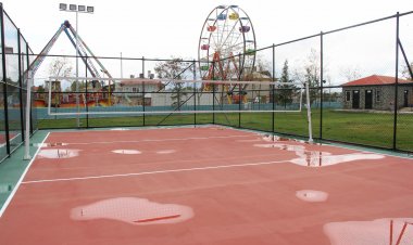 BÜYÜKŞEHİR BELEDİYESİ PARKLARA YENİ SOSYAL DONATI ALANLARI KURDU