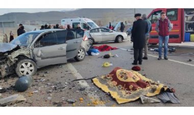 Van’da Yaşanan Feci Kazası Sonucu: 2 ölü 5 yaralı !