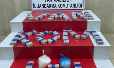 Van Çaldıran'da 24.450 GR  Eroin, 2.010 GR Metamfetamin Ele Geçirildi