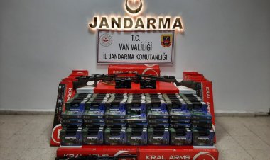 VAN BAŞKALE'DE KAÇAKÇILIK YAPAN 4 KİŞİ YAKALANDI!