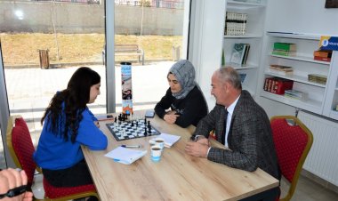 TUŞBA BELEDİYESİ, SOSYAL SORUMLULUK PROJELERİNE BİR İLK DAHA ‘KİTAP KAFE’ HİZMETİ!