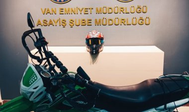 VAN'DA ÇALINAN MOTORSİKLET SAHİBİNE TESLİM EDİLDİ!