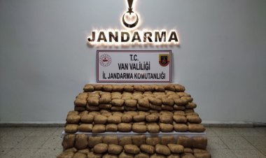 VAN'IN BAŞKALE İLÇESİNDE 200 KİLO 750 GRAM ESRAR ELE GEÇİRİLDİ!
