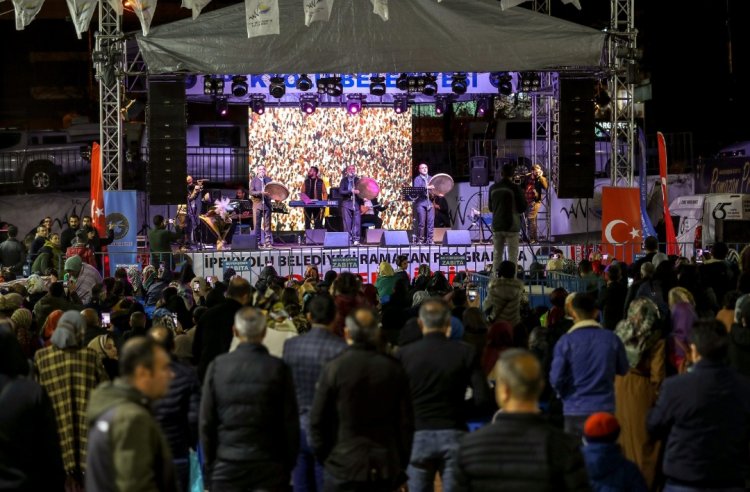 İPEKYOLU’NDA GRUP TİLLO'YA BÜYÜK İLGİ VARDI!