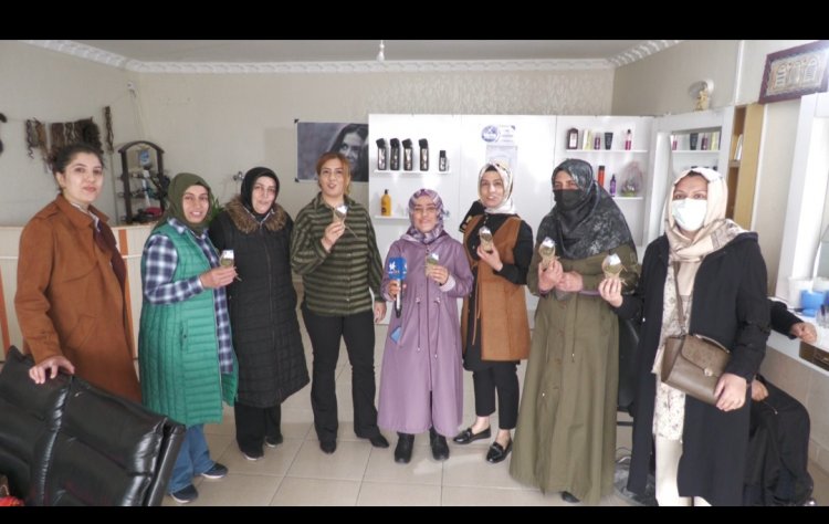 EDREMİT BELEDİYESİ ANNELER GÜNÜNE ÖZEL 'EDREMİT KART' SÜRPRİZİ!