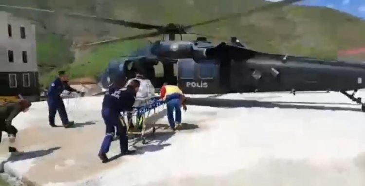 VAN'DA DOĞUM YAPAN KADININ İMDADINA HELİKOPTERLE YETİŞTİLER!