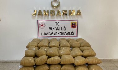 VAN'IN BAŞKALE KIRSALINDA 357 KG UYUŞTURUCU MADDE ELE GEÇİRİLDİ!