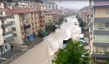 SAĞANAK YAĞIŞ ANKARA'DA 1 CAN ALDI, 1 KİŞİ DE KAYIP!