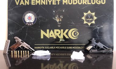 VAN'DA FİRARİ OLAN BİR KİŞİ SUÇ ÜSTÜ YAKALANDI!