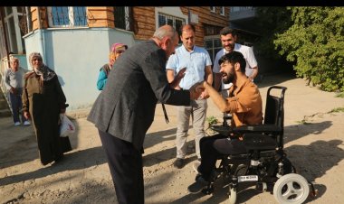 SOSYAL BELEDİYECİLİK ANLAYIŞIYLA HAREKET EDEN BAŞKAN AKMAN, SOSYAL MEDYA ARACILIĞIYLA GELEN TALEBE DUYARSIZ KALMADI!