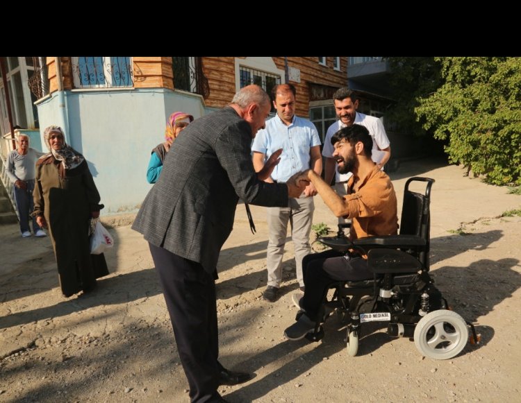 SOSYAL BELEDİYECİLİK ANLAYIŞIYLA HAREKET EDEN BAŞKAN AKMAN, SOSYAL MEDYA ARACILIĞIYLA GELEN TALEBE DUYARSIZ KALMADI!