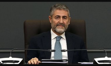 HAZİNE VER MALİYE BAKANI NUREDDİN NEBATİ'DEN 500 TL'LİK BANKNOT İDDİALARINA CEVAP!