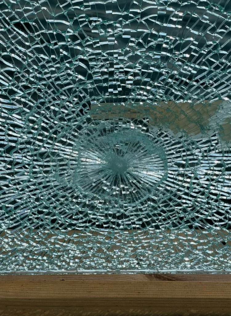 TFF BİNASIDAN SONRA GALATASARAY ADASI'NA SİLAHLI SALDIRI 