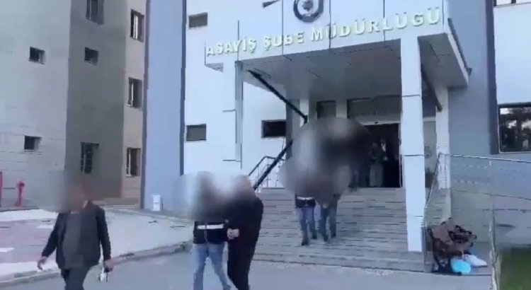 FİRARİ 2 HÜKÜMLÜ YAKALANDI!