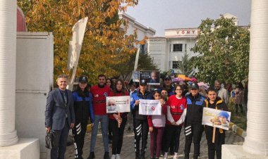 VAN YÖNTEM KOLEJİ BU DEFADA LÖSEMİLİ ÇOCUKLAR İÇİN YÜRÜYÜŞ DÜZENLEDİ!