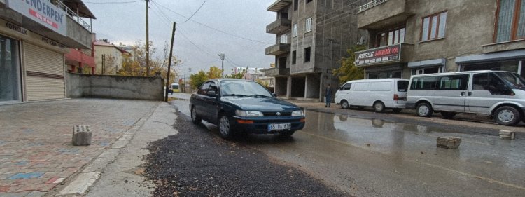 VAN'DA ÇÖZÜM BEKLEYEN SORUNLARDAN BİRİ DE YAĞMUR SULARININ OLUŞTURDUKLARI GÖLETLER!;