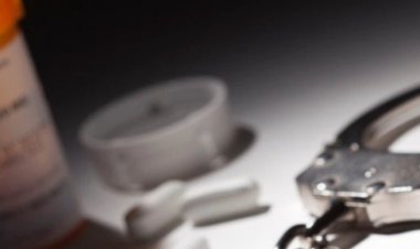 UYUŞTURUCU MADDE YAPMA SUÇUNDAN 10 YILDAN FAZLA CEZASI BULUNAN ŞAHIS JASAT'TAN KAÇAMADI!