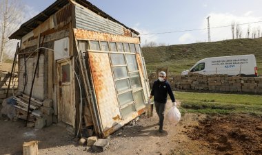 VAN BÜYÜKBÜYÜKŞEHİR 2022’DE 21 BİN 834 EKONOMİK DEZAVANTAJLI İNSANLARIMIZA YARDIM TALEBİNİ GERÇEKLEŞTİRDİ! 