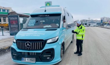 VAN'DA 4122 ARAÇ/SÜRÜCÜ DENETLENDİ: 9 ARAÇ TRAFİKTEN MEN EDİLDİ