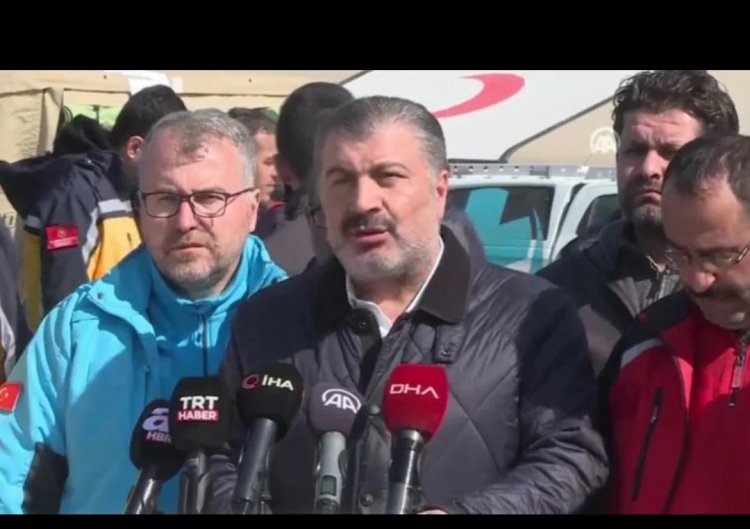 SAĞLIK BAKANI FAHRETTİN KOCA DEPREM BÖLGESİNDE GÖRÜLEN RİSKLERİ AÇIKLADI!