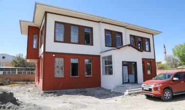 VAN'IN BÜTÜN İLÇELERİNE BEBEK-ÇOCUK KÜTÜPHANELERİ YAPILACAK!