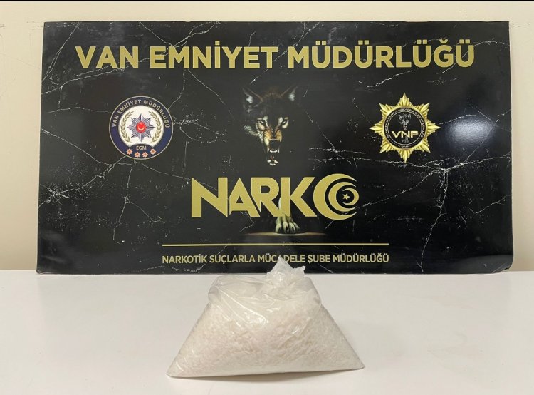 VAN'DA ONLARCA MÜHİMMAT VE METAMFETAMİN UYUŞTURUCU MADDESİ ELE GEÇİRİLDİ!
