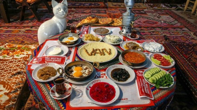 VAN'DA 'DÜNYA KAHVALTI GÜNÜ'NÜN 4'ÜNCÜSÜ GERÇEKLEŞTİRİLDİ!