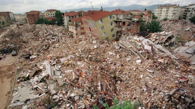 DEPREMLERDEN ETKİLENEN BAZI İL VE İLÇELERLE İLGİLİ FLAŞ KARAR