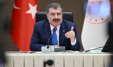 BAKAN KOCA'DAN AŞI İLE İLGİLİ AÇIKLAMA: PROPAGANDA YÜRÜTÜYORLAR...!