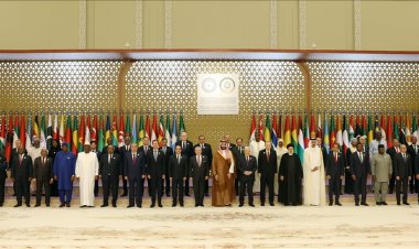 İİT VE ARAP BİRLİĞİ ORTAK ZİRVEDE BİLDİRİ YAYINLADI: ULUSLARARASI BİR BARIŞ KONFERANSININ EN KISA ZAMANDA TOPLANMASI ÇAĞRISINI YAPIYORUZ