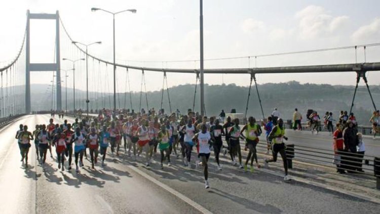 45. İSTANBUL MARATONU BAŞLADI!