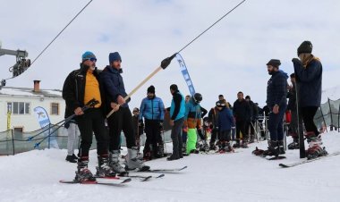 40 SANTİM YAĞIŞTAN SONRA ABALI KAYAK MERKEZİ SEZONU AÇTI