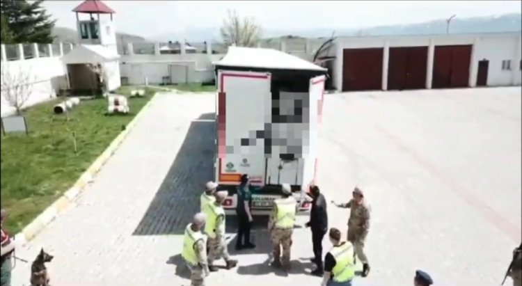VAN'DA 204 DÜZENSİZ GÖÇMEN VE 45 ORGANİZATÖR YAKALANDI!