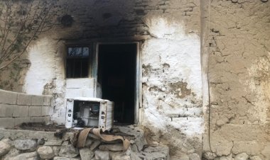 BAŞKALE'DE BİR EVDE YANGIN MEYDANA GELDİ!