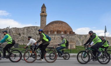 2 İLDE "11. YEŞİLAY BİSİKLET TURU" GERÇEKLEŞTİRİLDİ!