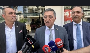 VAN KÜLTÜR VE DAYANIŞMA VAKFI ÜÇ GÜNLÜK GEZİ İÇİN VAN'A GELDİ 