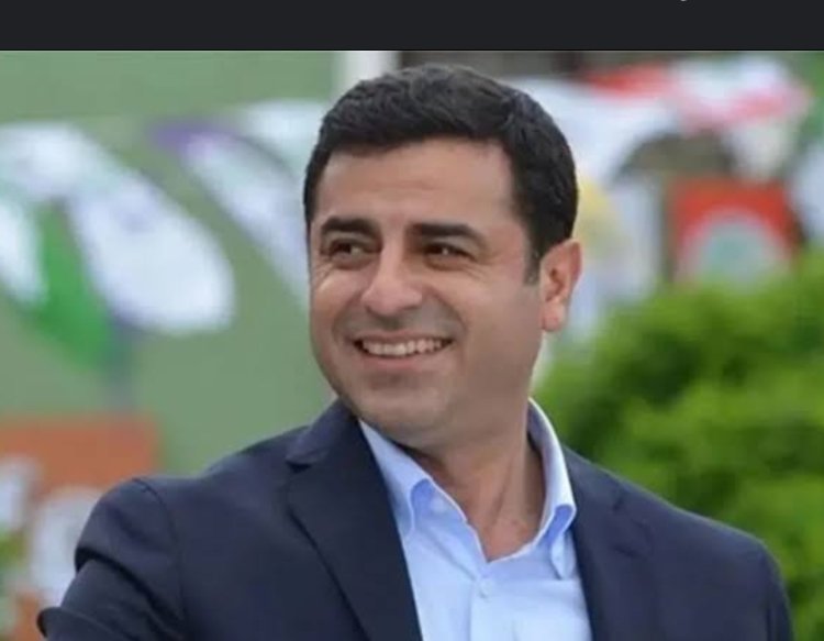 SELAHATTİN DEMİRTAŞ BAŞSAVCI DAVASINDA BERAAT ETTİ