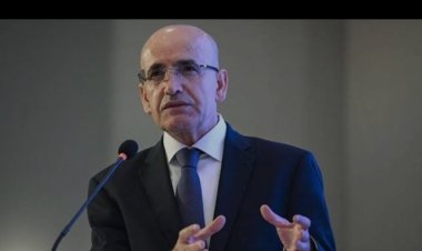 BAKAN ŞİMŞEK: 11 YIL SONRA MOODY’S KREDİ NOTUNU 2 KADEME ARTIRDI!