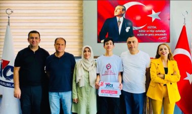 VAN'DA, 2024 LGS ŞAMPİYONLARINDAN BİRİ AÇI DERSANESİ'NDEN! 