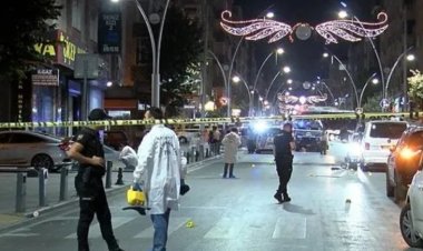 İSTANBUL SULTANGAZİ'DE KANLI GECE! ÖLÜ VE YARALILAR VAR!