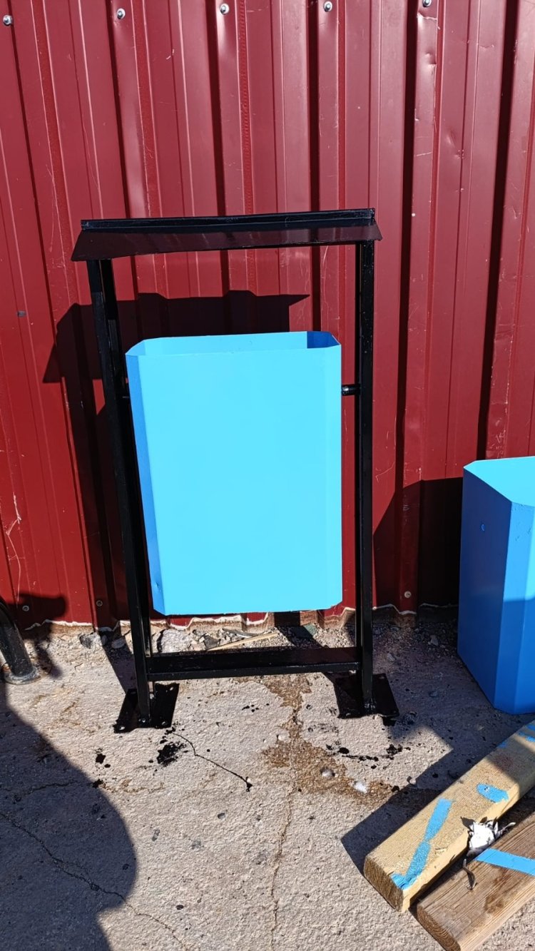 İPEKYOLU BELEDİYESİ ÇÖP KUTULARINI GERİ DÖNÜŞÜMLE İSRAFI ENGELLEDİ