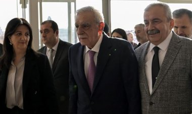 DEM Parti'nin İmralı Sonrası Görüşme Turu CHP'de