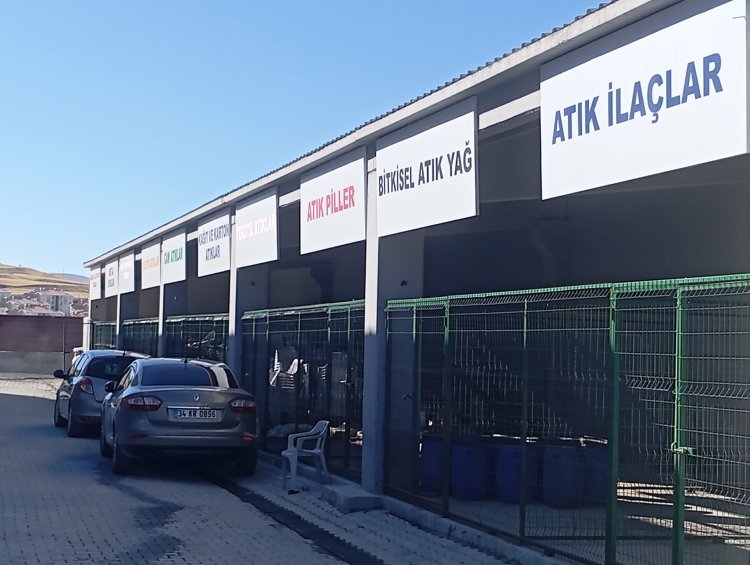 İpekyolu Belediyesi Atık Malzemelerle Van’a Ekonomik Destek Sağlıyor