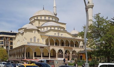 Hz. Ömer Cami'nde Tahliye İşlemleri Başlıyor! Yıkılıyor!