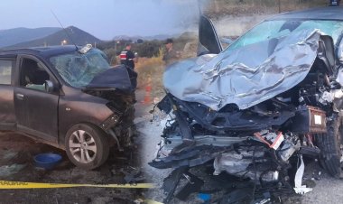İzmir'de Katliam Gibi Kaza! 3 Otomobil Çarpıştı!