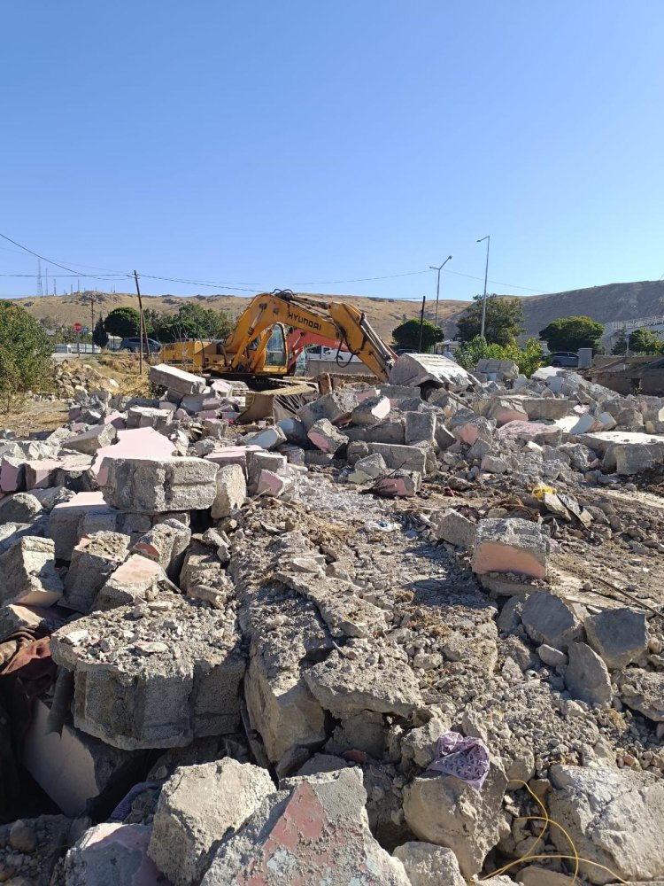Erciş Belediyesi Kaçak Yıkımlara İzin Vermiyor