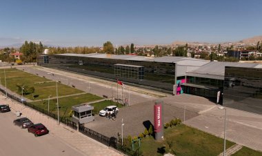 Van Müzesi Modern Dokunuşla Restorasyon ve Yenileme Çalışmaları İçin Tadilata Girdi