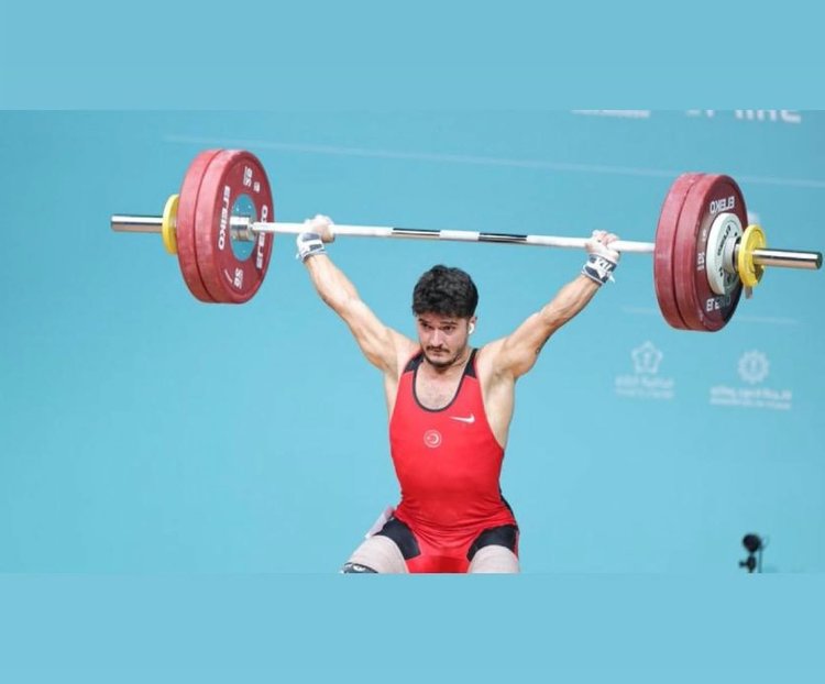 Milli Halterci Muhammed Furkan Özbek’ten Tarihi Başarı: 323 Kiloyla Avrupa Rekoru ve Şampiyonluk