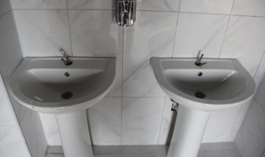 Van Büyükşehir Belediyesi’ndan “Millet Bahçesi’ndeki Lavabolar”: Hırsızlık ve Bilinçsiz Kullanım Nedeniyle Kapatılıyor
