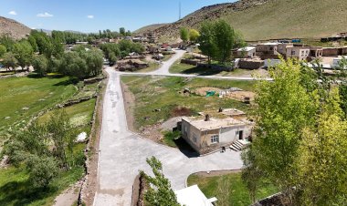 Başkale'de Parke Taşı Hamlesi: Bilgeç Mahallesi'nde Son Viraj